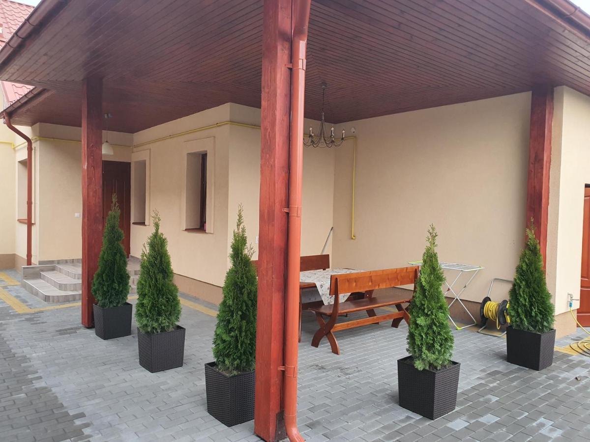 Hotel Bereg-Travel Exterior foto